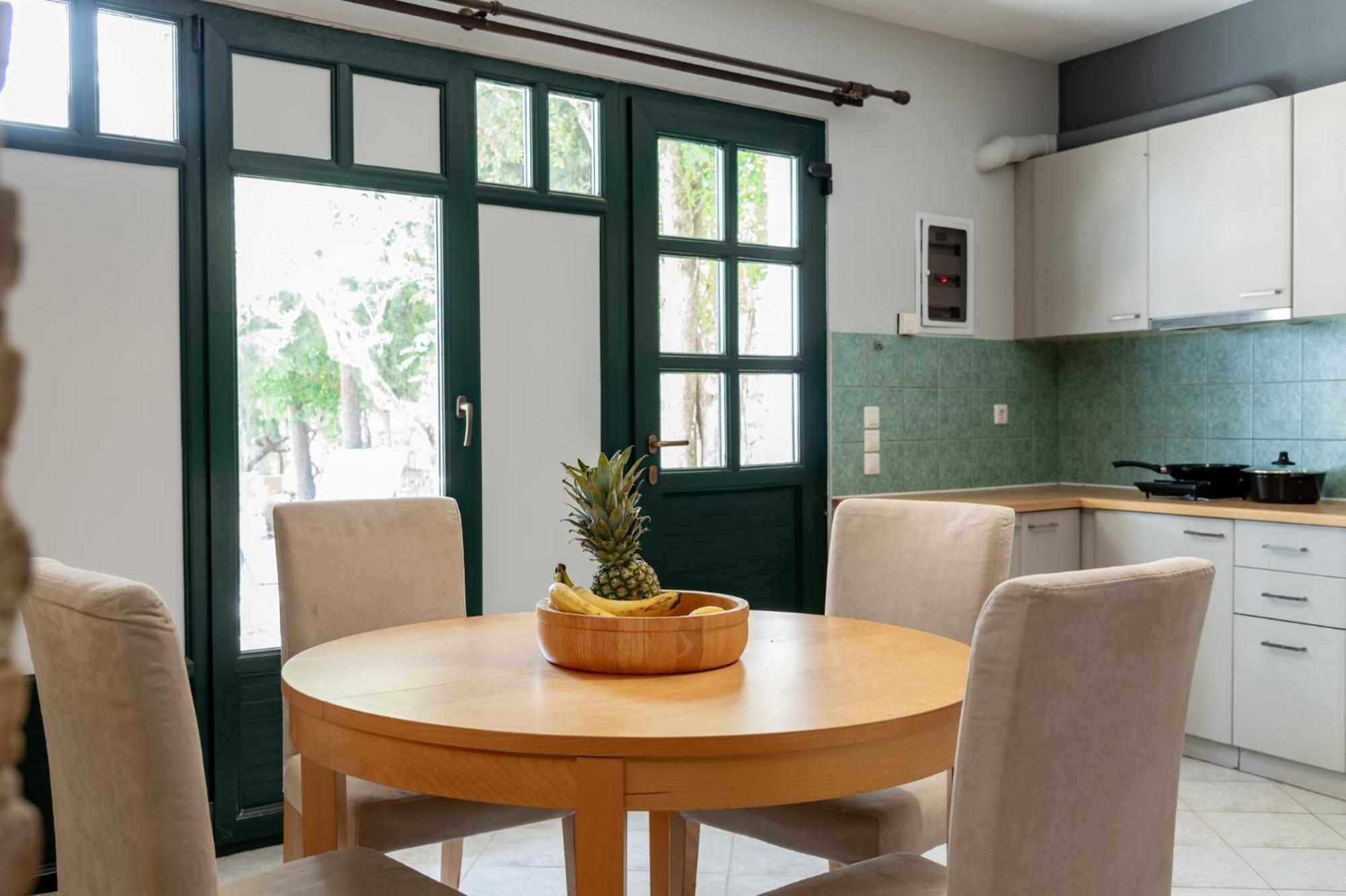 Orama Stone Apartments - Authentic Hospitality In A Historical Location, By Zantewize Kültér fotó