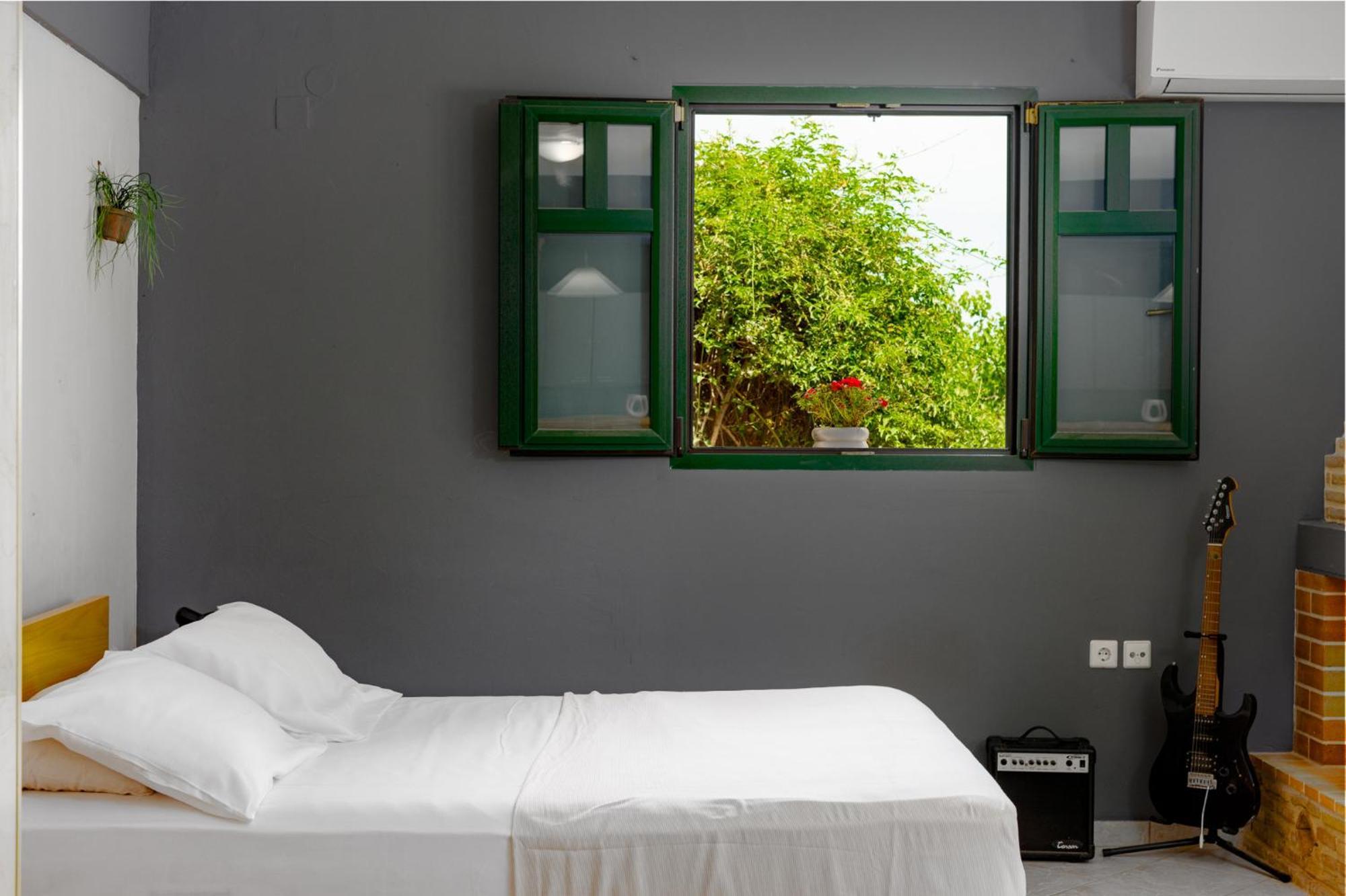 Orama Stone Apartments - Authentic Hospitality In A Historical Location, By Zantewize Kültér fotó