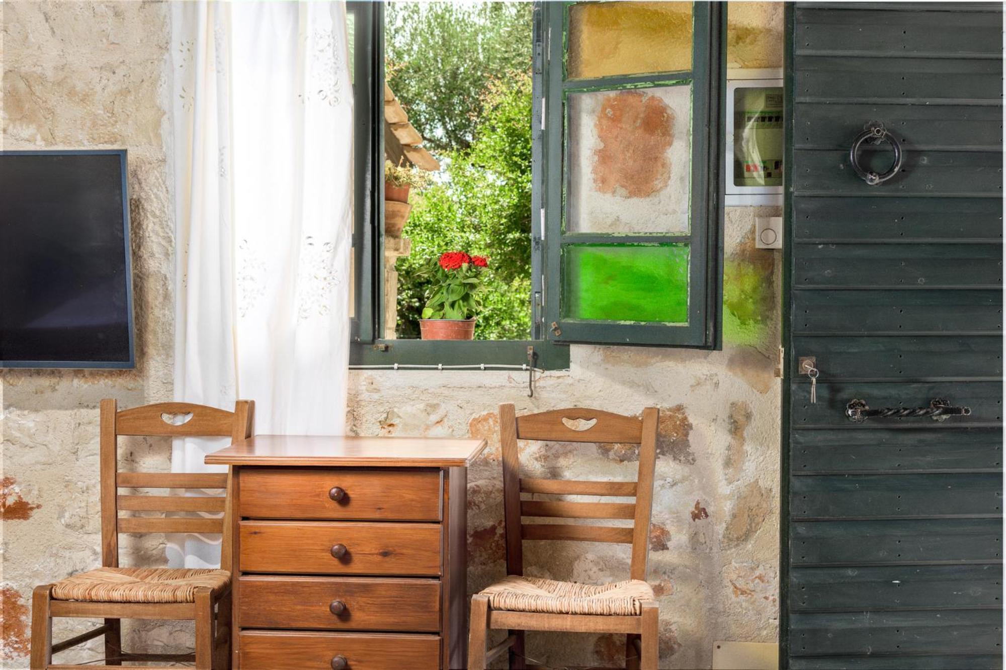 Orama Stone Apartments - Authentic Hospitality In A Historical Location, By Zantewize Szoba fotó